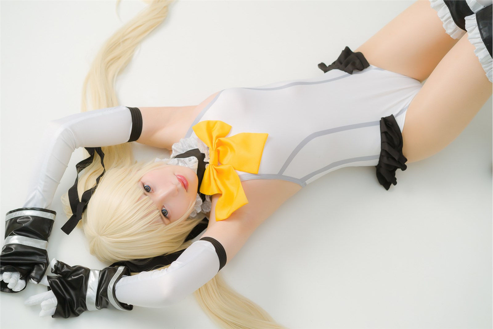 Cosplayer sexy loli with long legs(53)