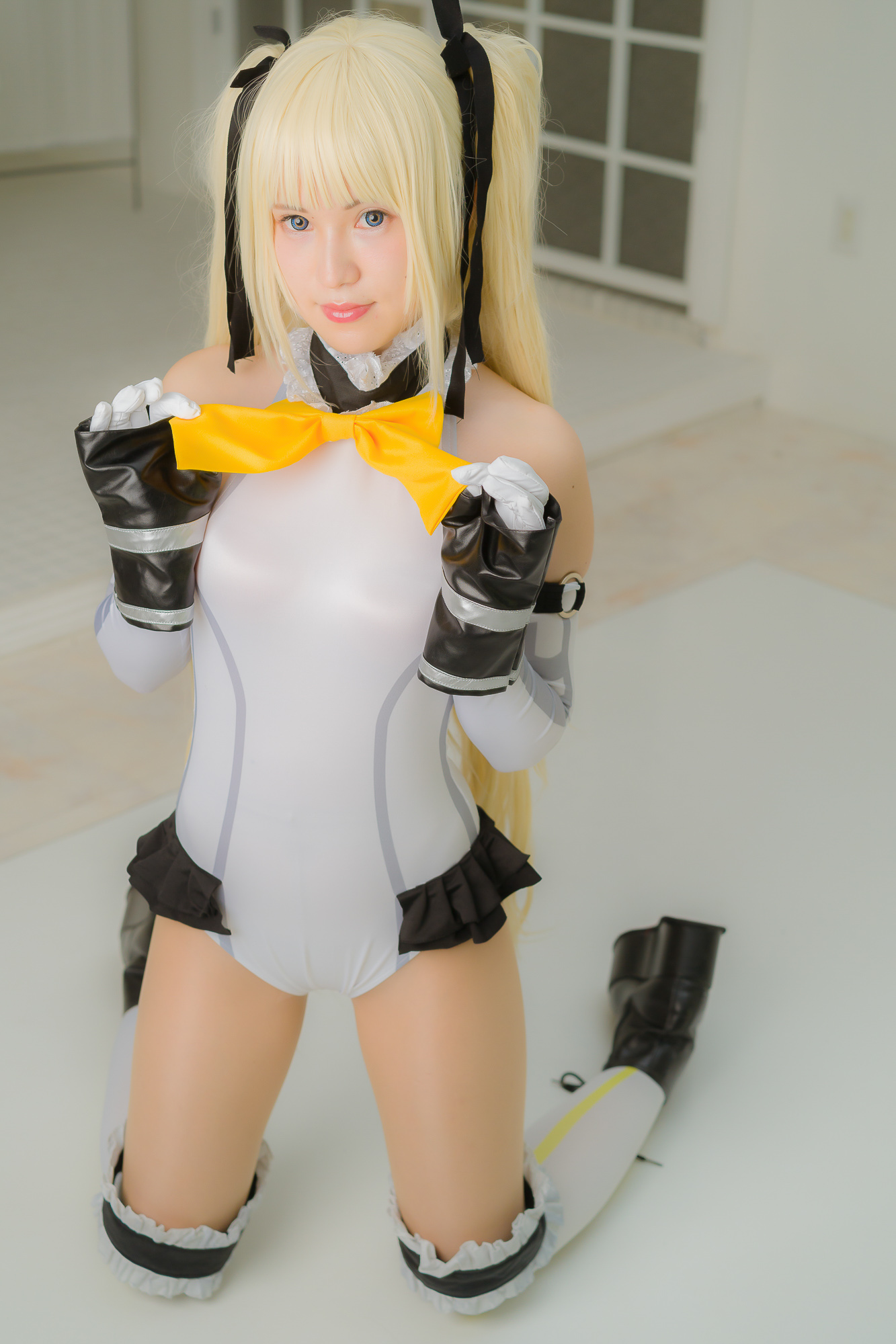 Cosplayer sexy loli with long legs(57)