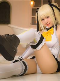 Cosplayer sexy loli with long legs(31)