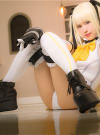 Cosplayer sexy loli with long legs(39)
