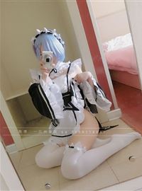 A sexy Cosplay with meat sauce(6)