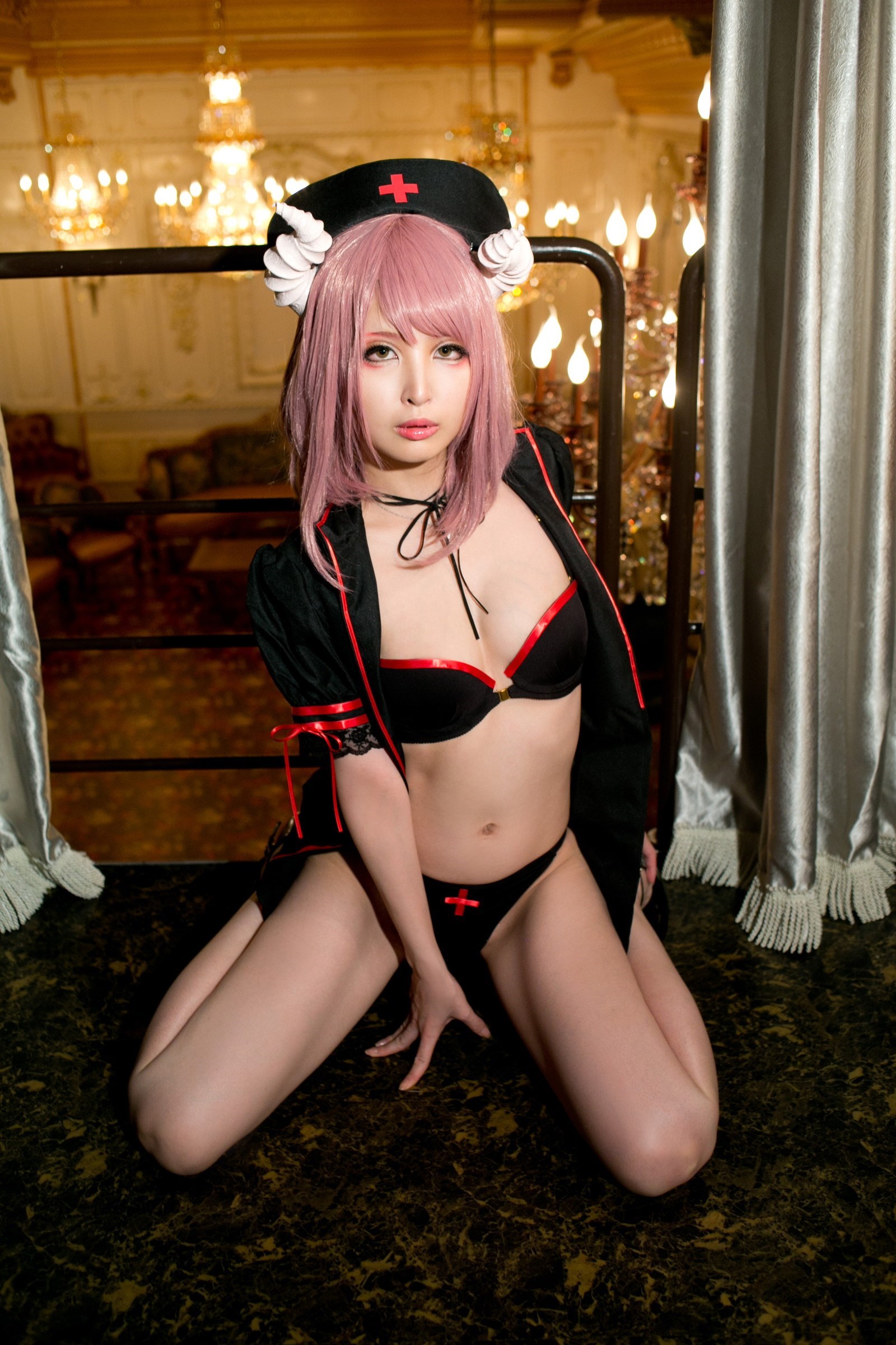 Cosplay naasan, the vampire nurse, was almost terrible(18)