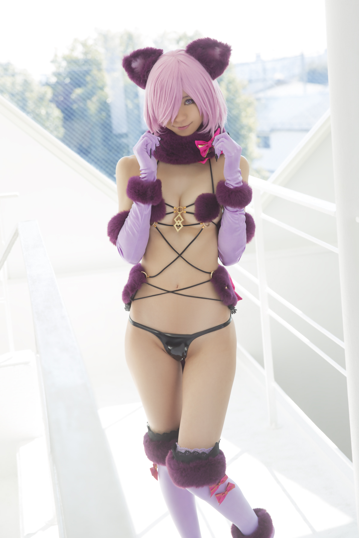 Cosplay with slender legs(24)