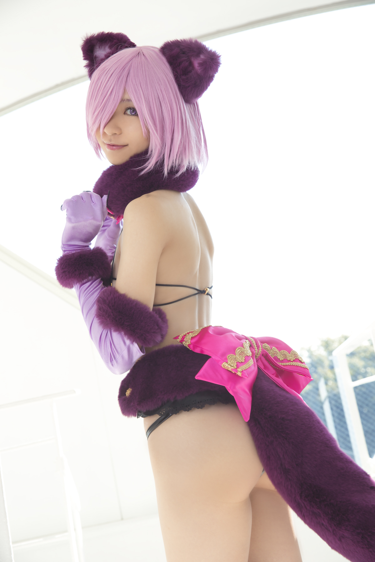 Cosplay with slender legs(5)