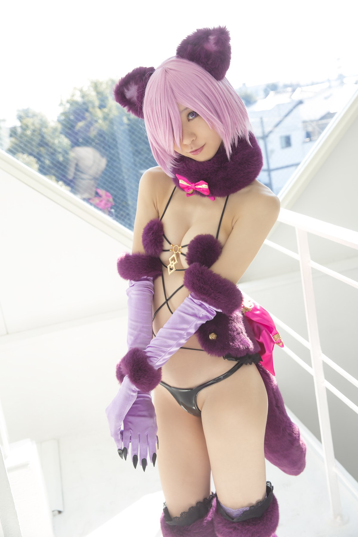 Cosplay with slender legs(9)