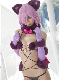 Cosplay with slender legs(12)