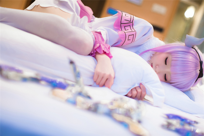 Kanna cosplay, a pure and innocent Dragon Girl, is cruel and lovely(13)