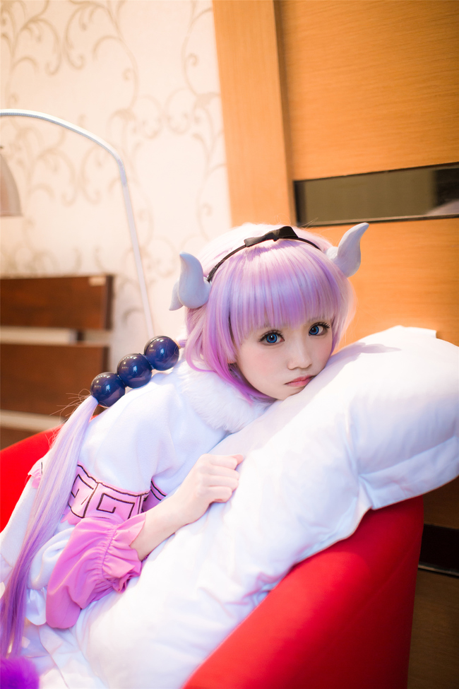 Kanna cosplay, a pure and innocent Dragon Girl, is cruel and lovely(23)