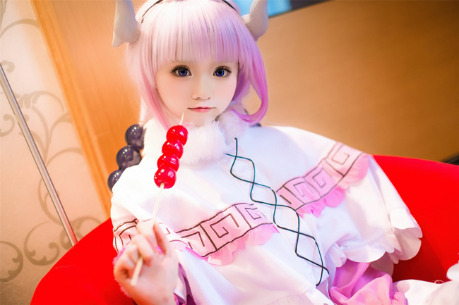 Kanna cosplay, a pure and innocent Dragon Girl, is cruel and lovely(32)