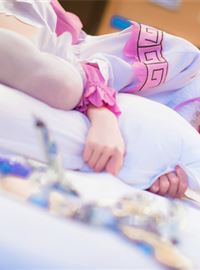 Kanna cosplay, a pure and innocent Dragon Girl, is cruel and lovely(13)