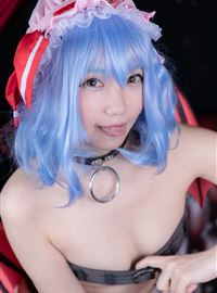 Cosplay photo of sexy beauty with red belt(6)