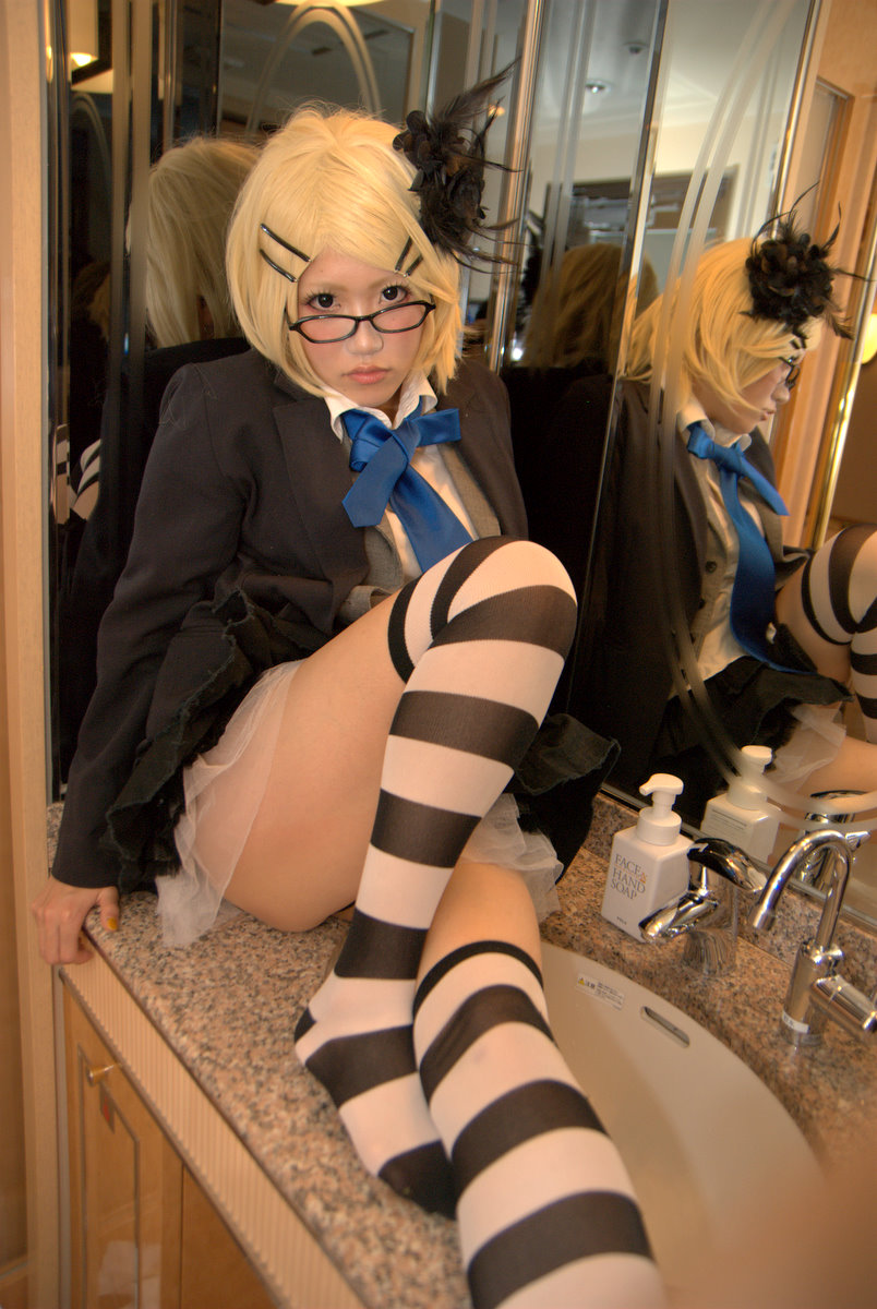 Katamine Rin cartoon reality show pantsu exposed with glasses(50)