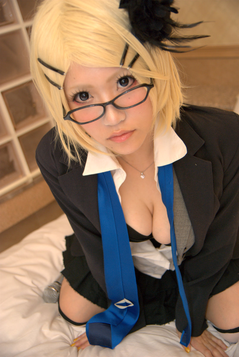 Katamine Rin cartoon reality show pantsu exposed with glasses(59)