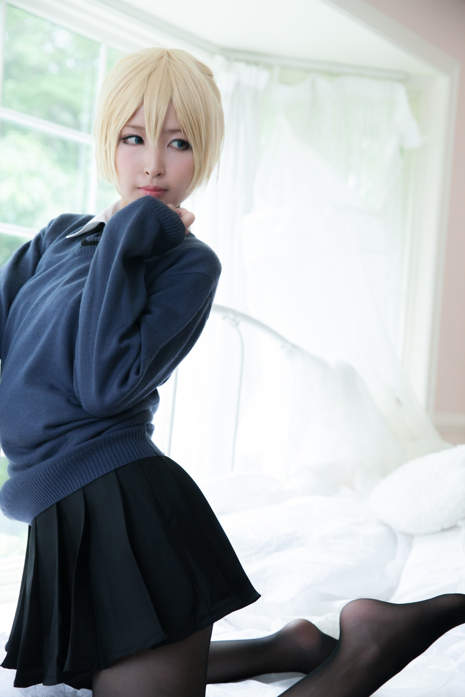 Bold Darjeeling Cosplay naasan women in girls and armor set(81)