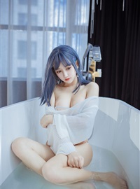 Cosplay expired rice noodle meow bathtub