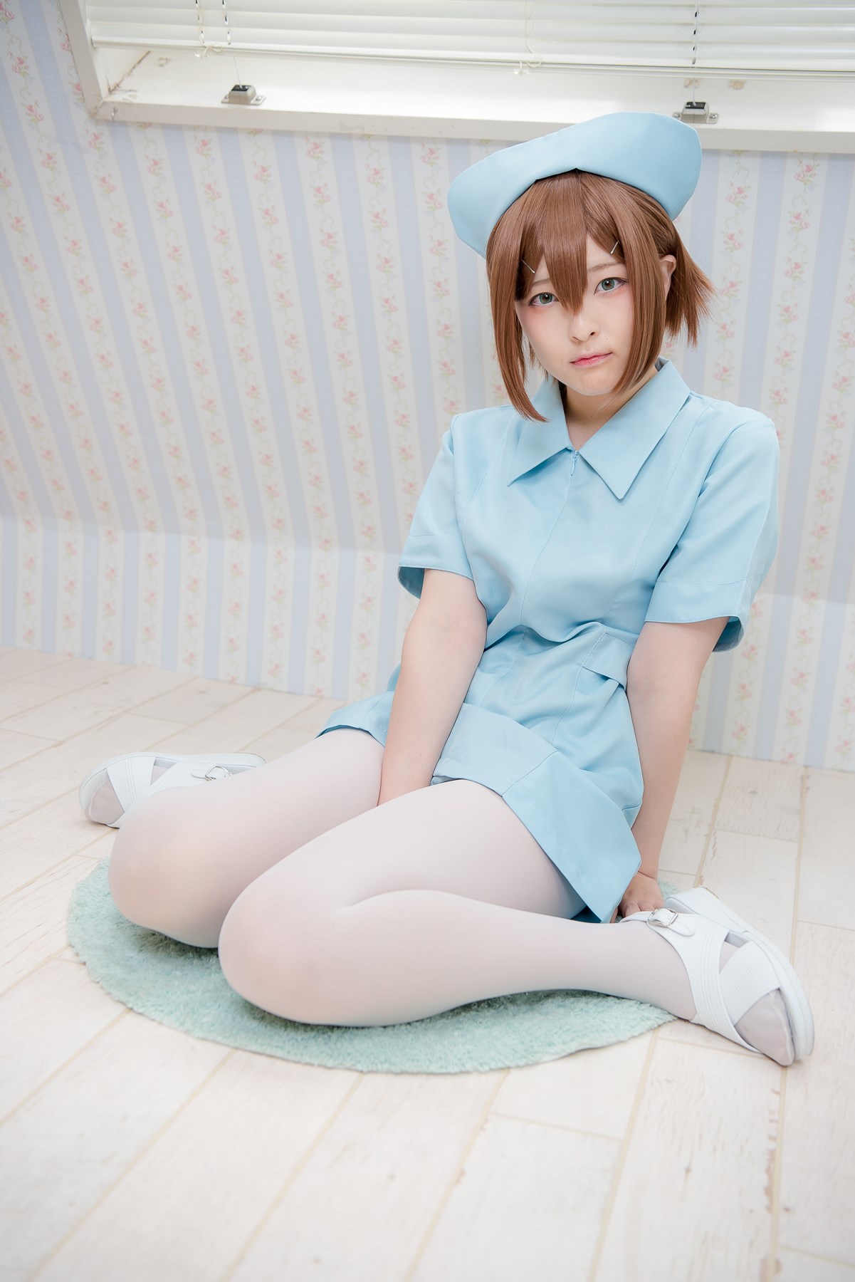 Cosplay intern nurse white silk(20)