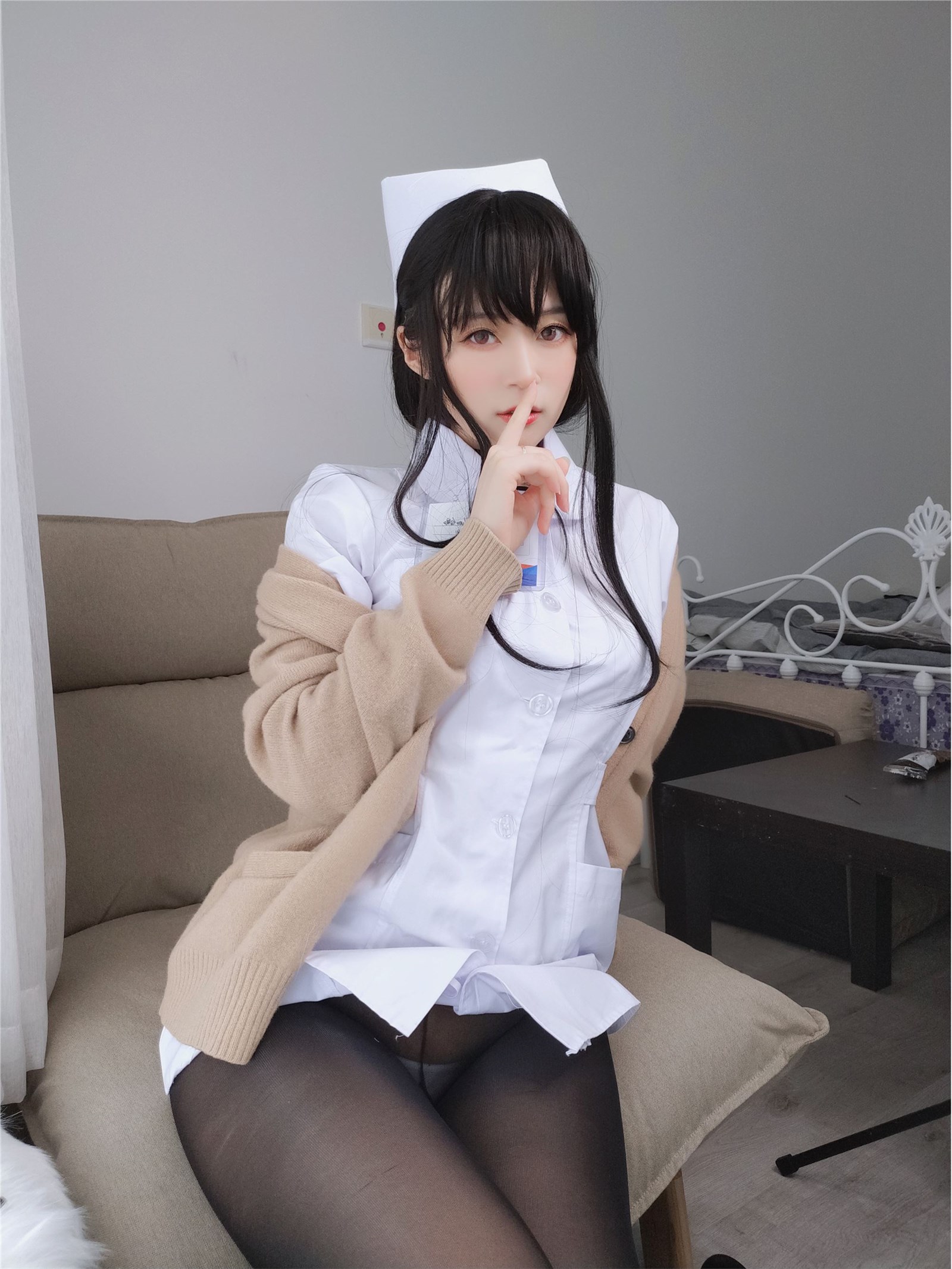 Coser silver 81 charge photo long hair nurse(65)