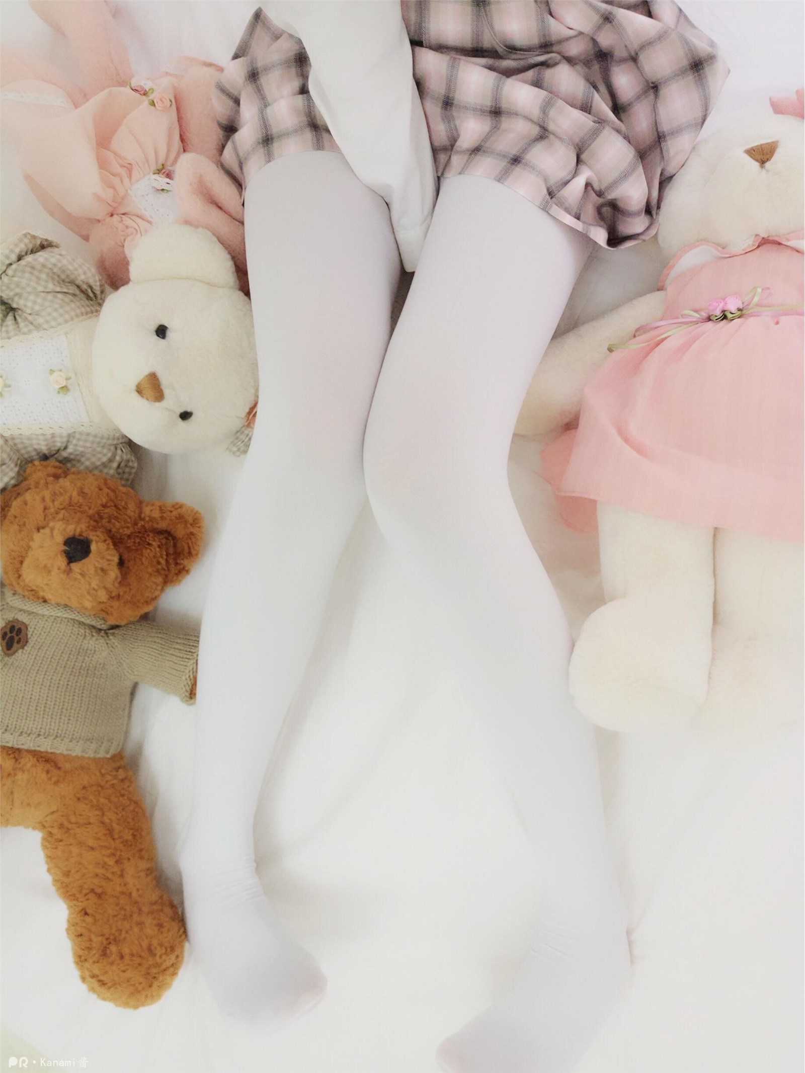 Cosplay kanami sauce - foot on the bear(13)