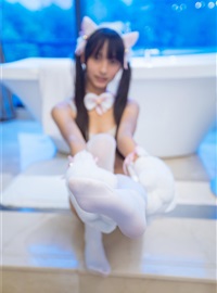 Cosplay set of pictures - reinu series