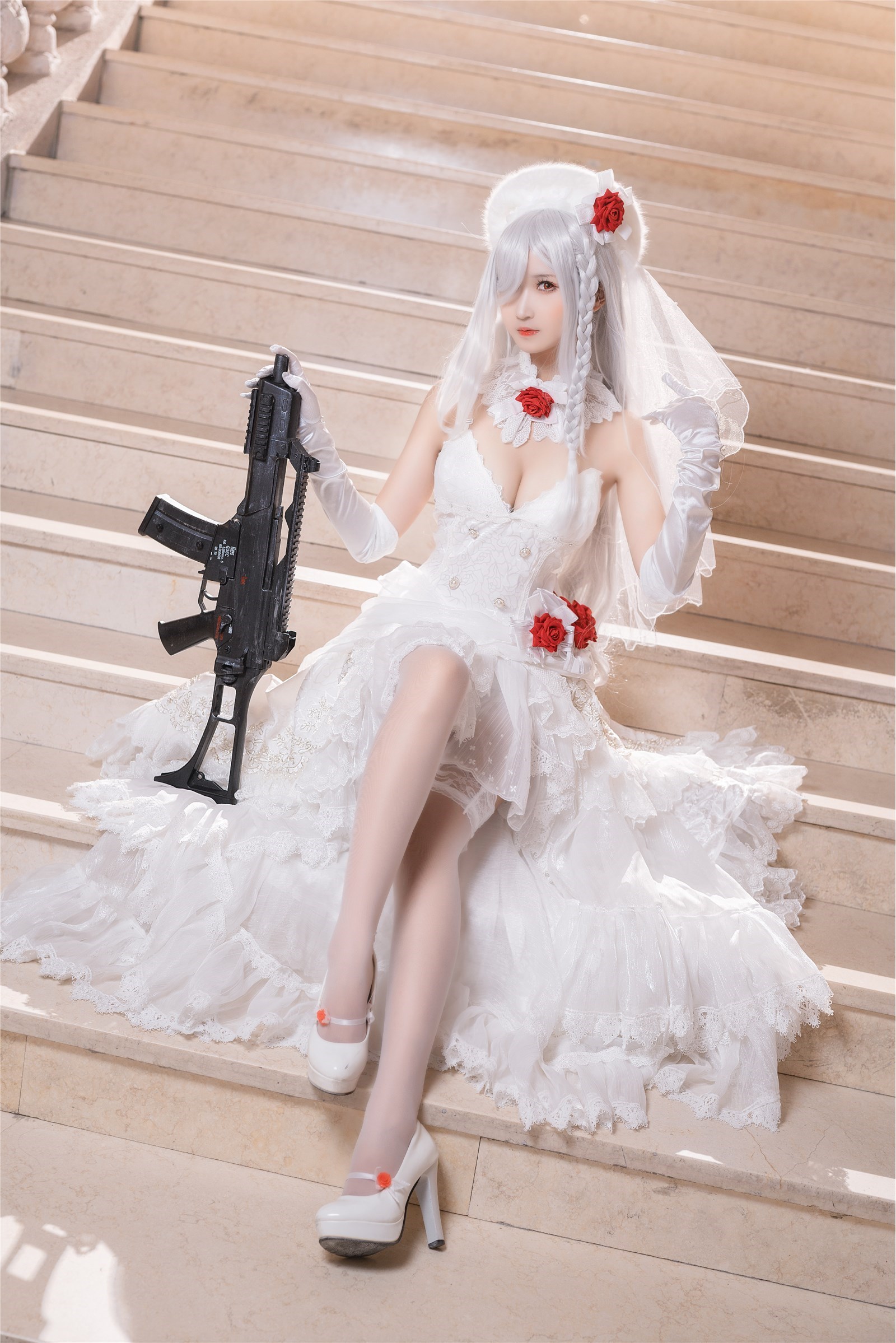 Cosplay three times 69 - Rose Wedding Dress(18)