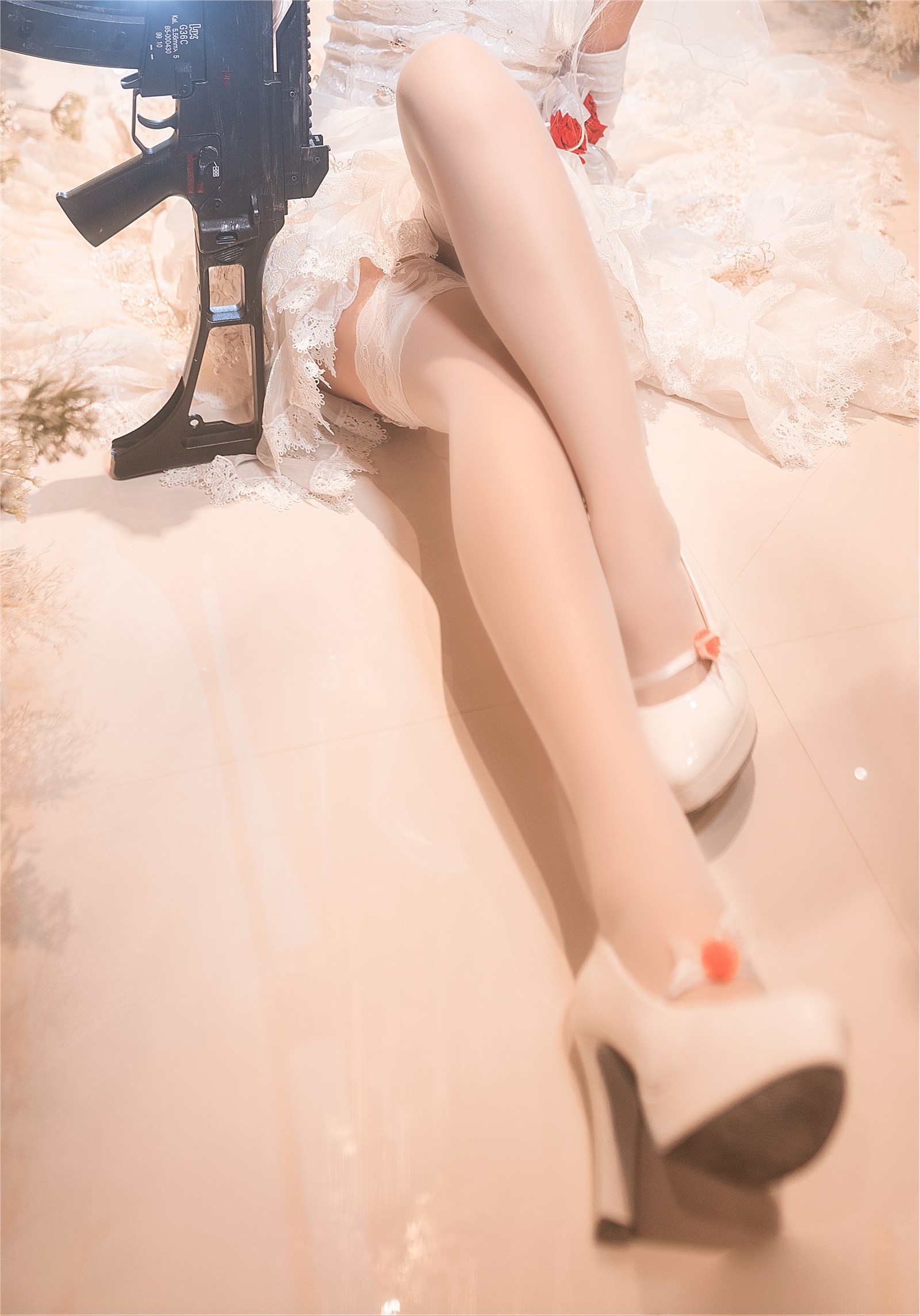 Cosplay three times 69 - Rose Wedding Dress(29)