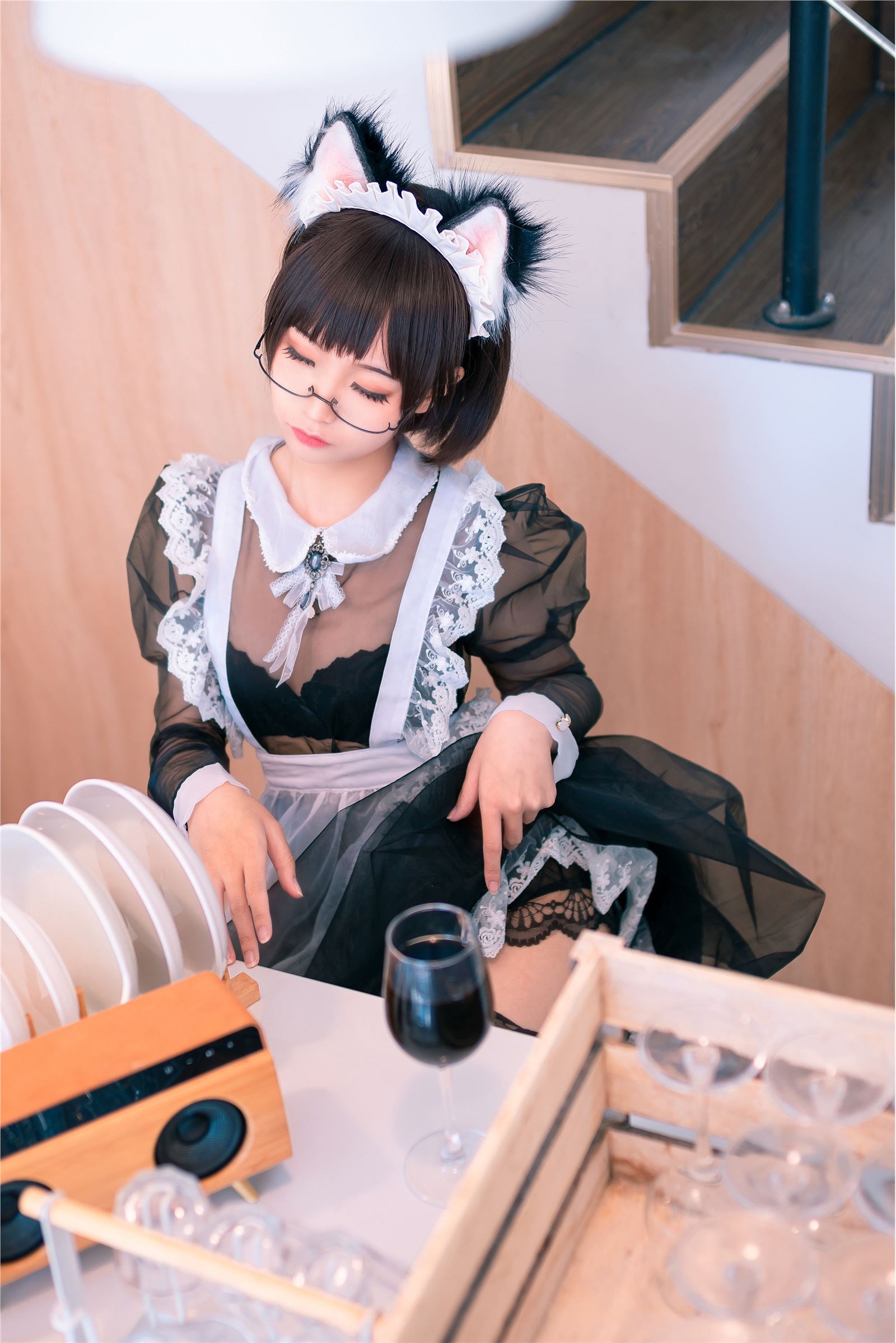 Loli, the stupid foam maid(11)