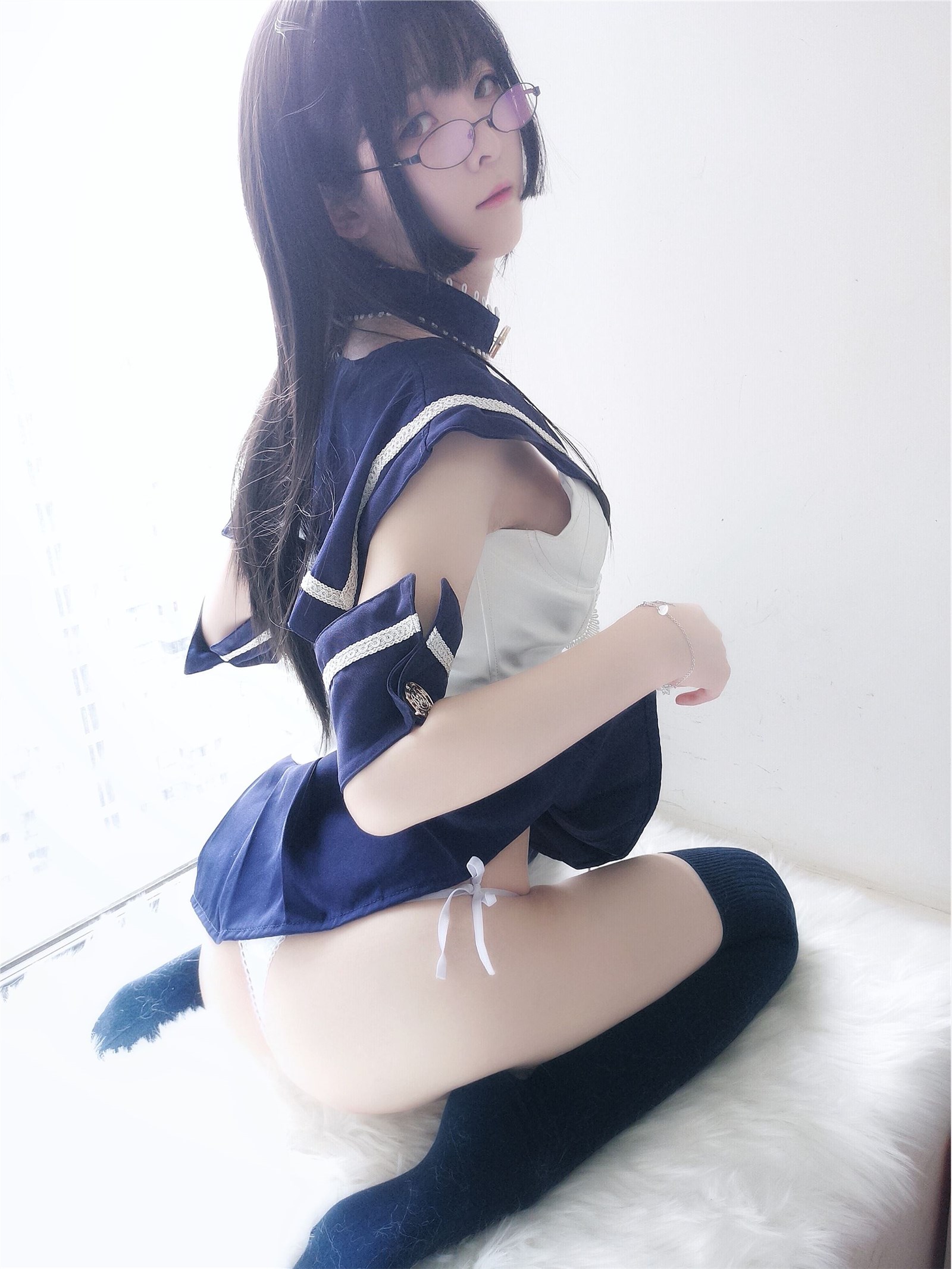 Cosplay a small Yangze - samurai sword and sailor uniform(6)