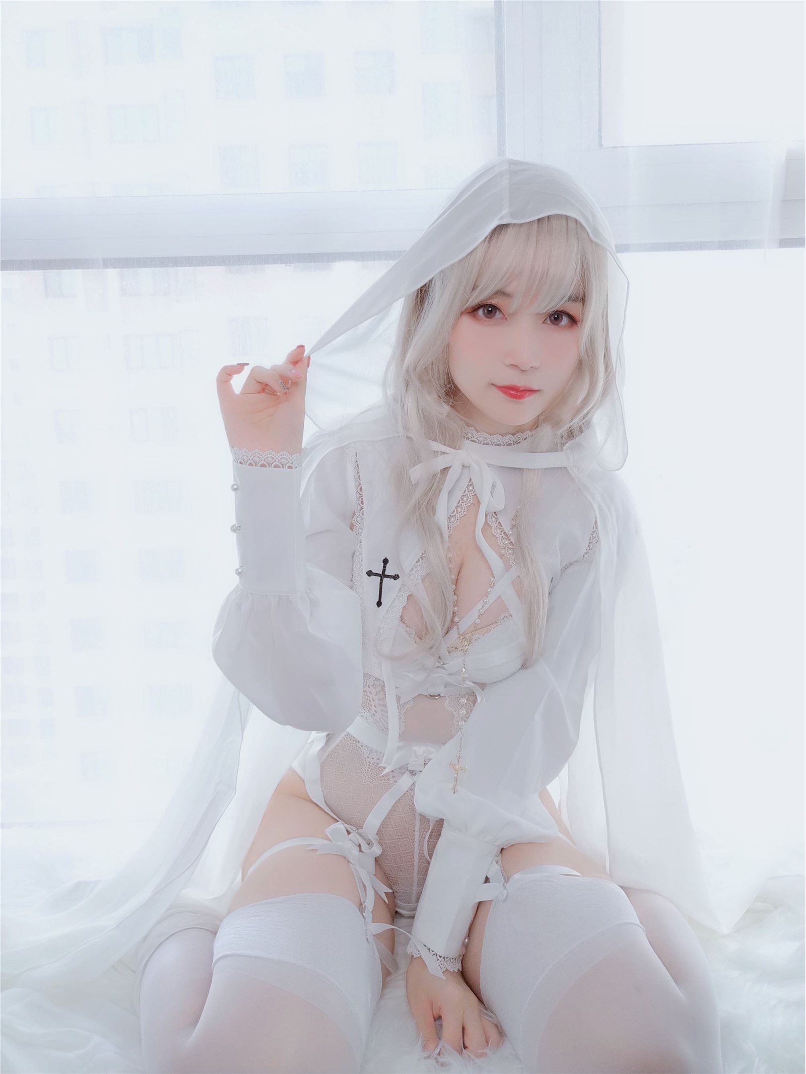 Cos silver 81 pure white saint(19)