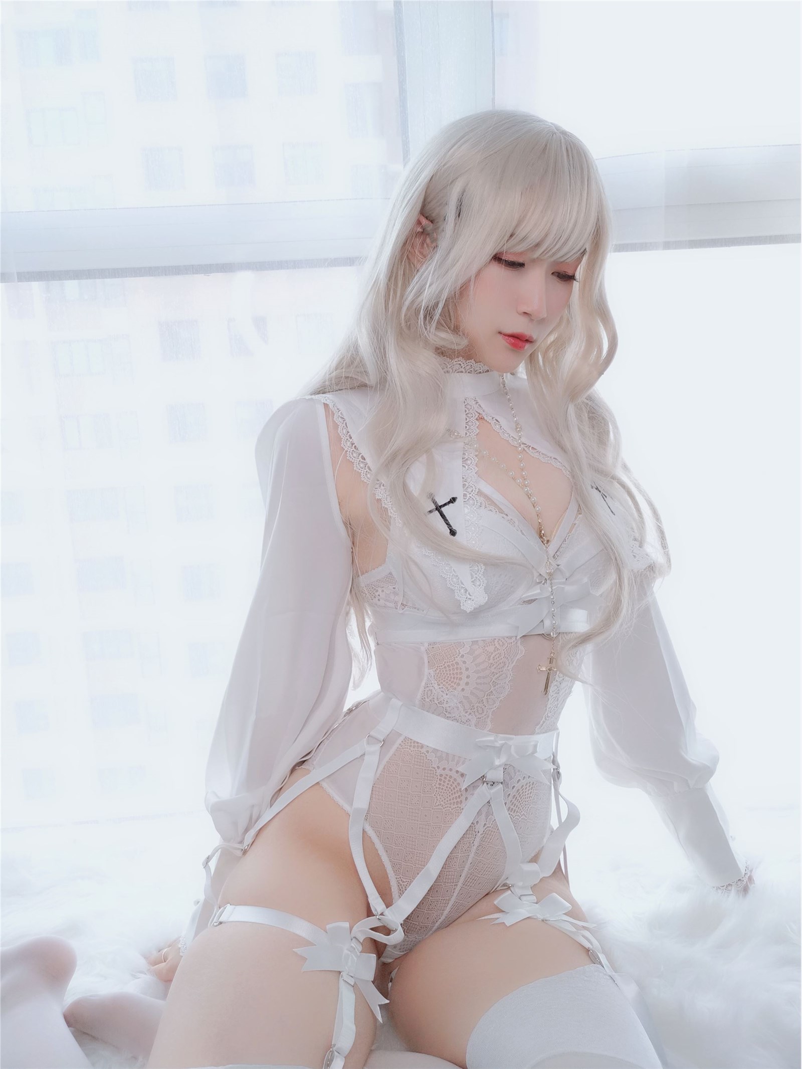 Cos silver 81 pure white saint(26)