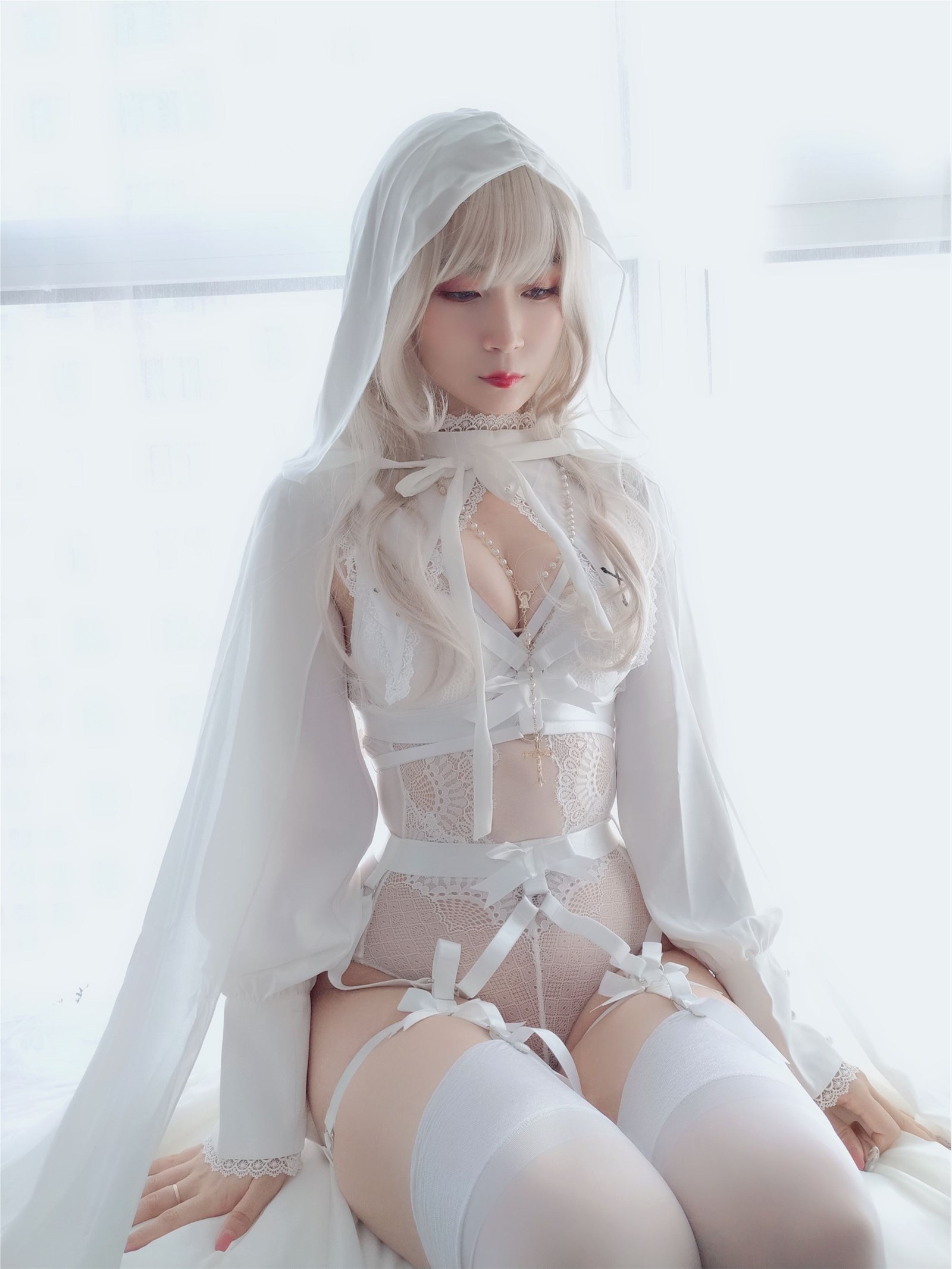 Cos silver 81 pure white saint(4)