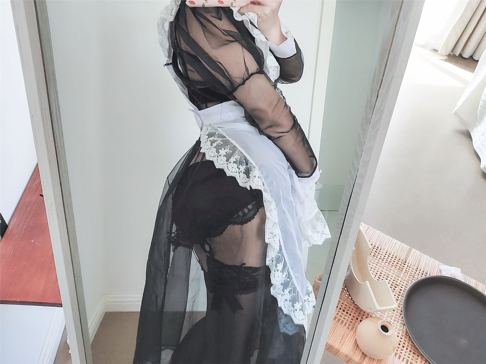 Stupid foam transparent maid selfie(23)