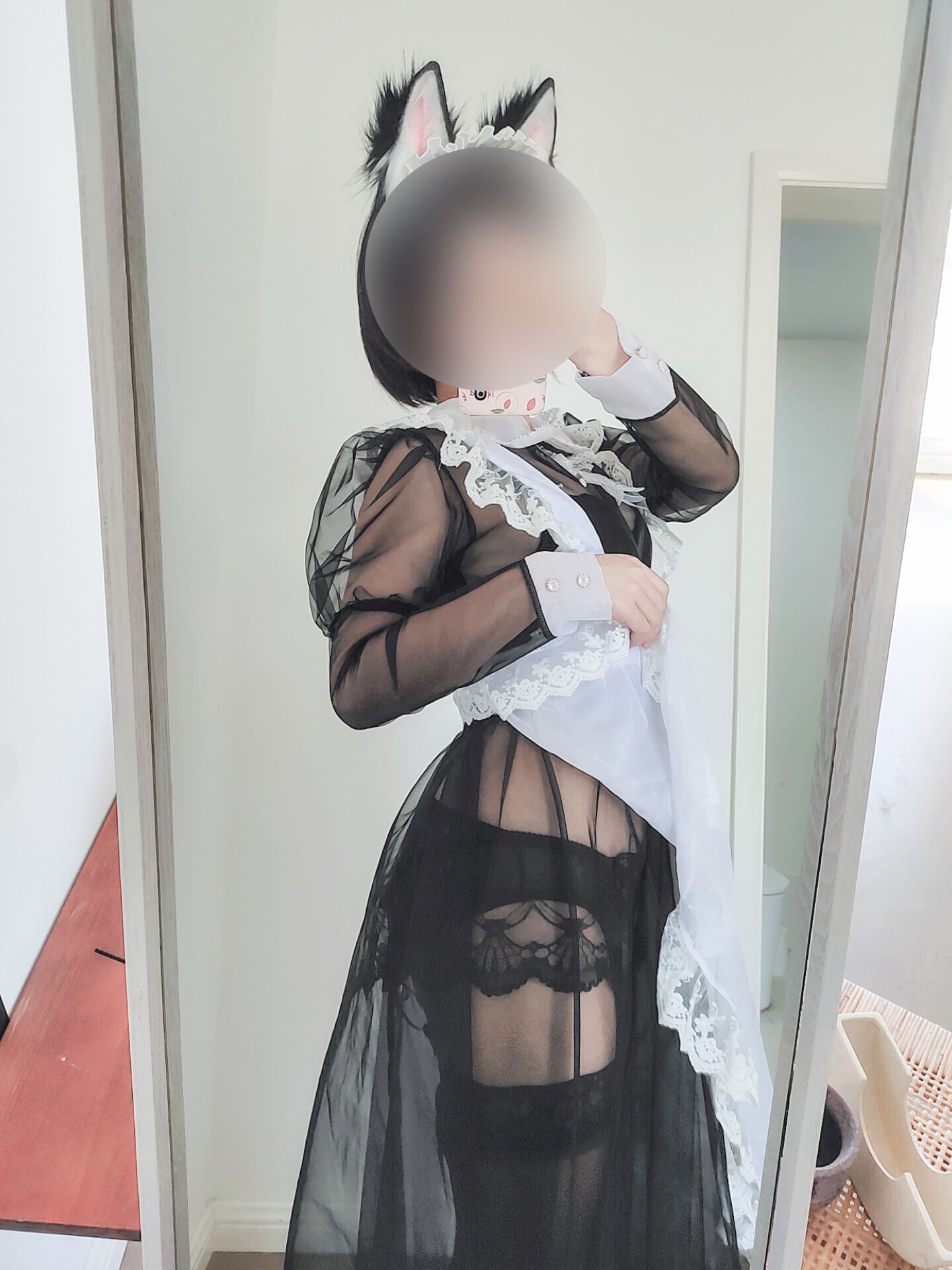 Stupid foam transparent maid selfie(9)