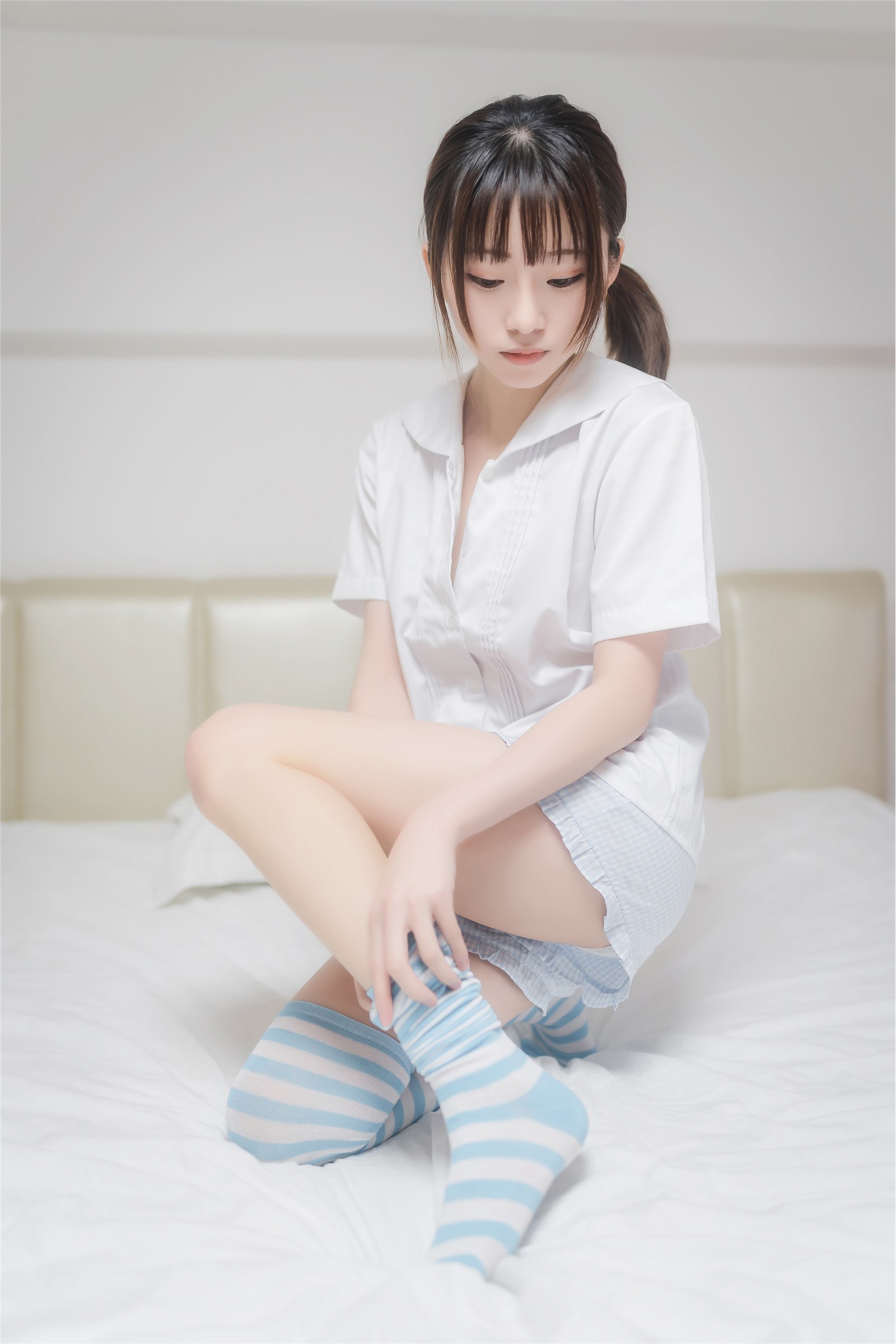 Kitaro blue and white striped socks(11)