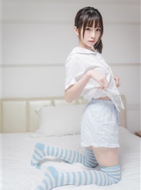 Kitaro blue and white striped socks(9)