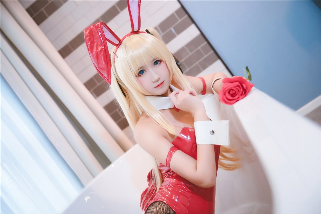 Rabbit playing with pictures 1386 - rabbit girl Vol.31 - Aojiao(14)