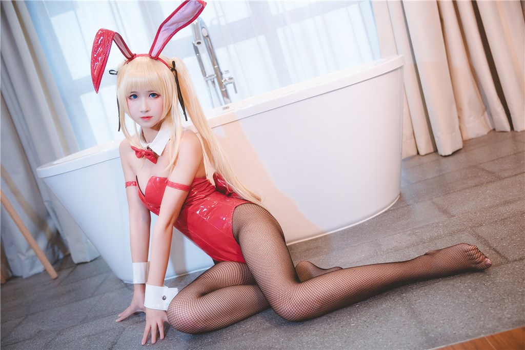 Rabbit playing with pictures 1386 - rabbit girl Vol.31 - Aojiao(35)