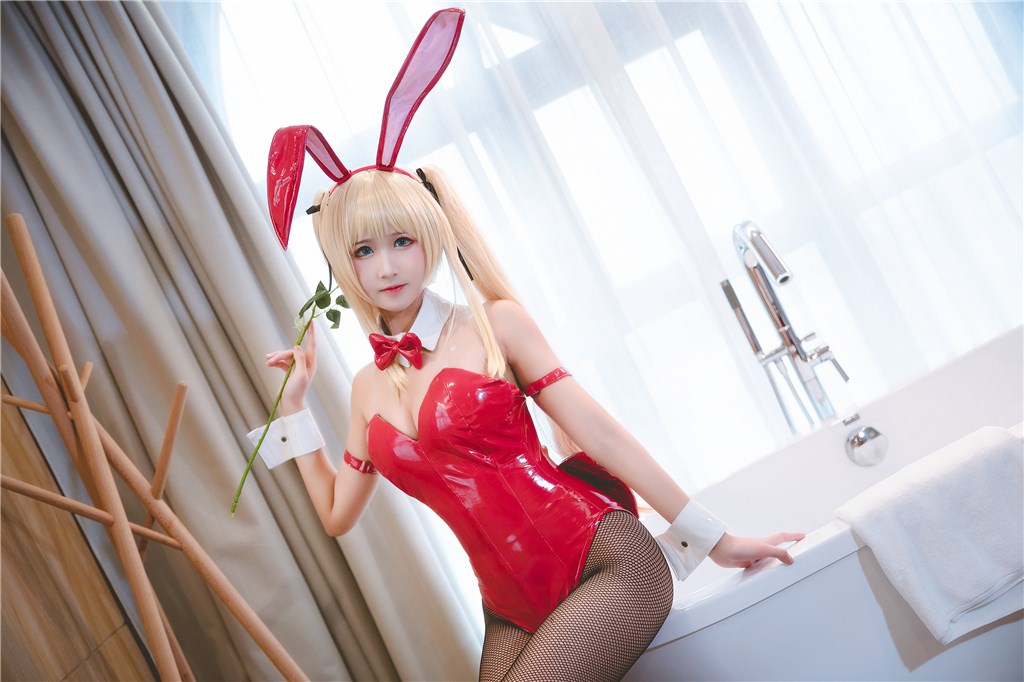 Rabbit playing with pictures 1386 - rabbit girl Vol.31 - Aojiao(39)