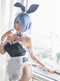 Rem_ BUNNY 2(70)