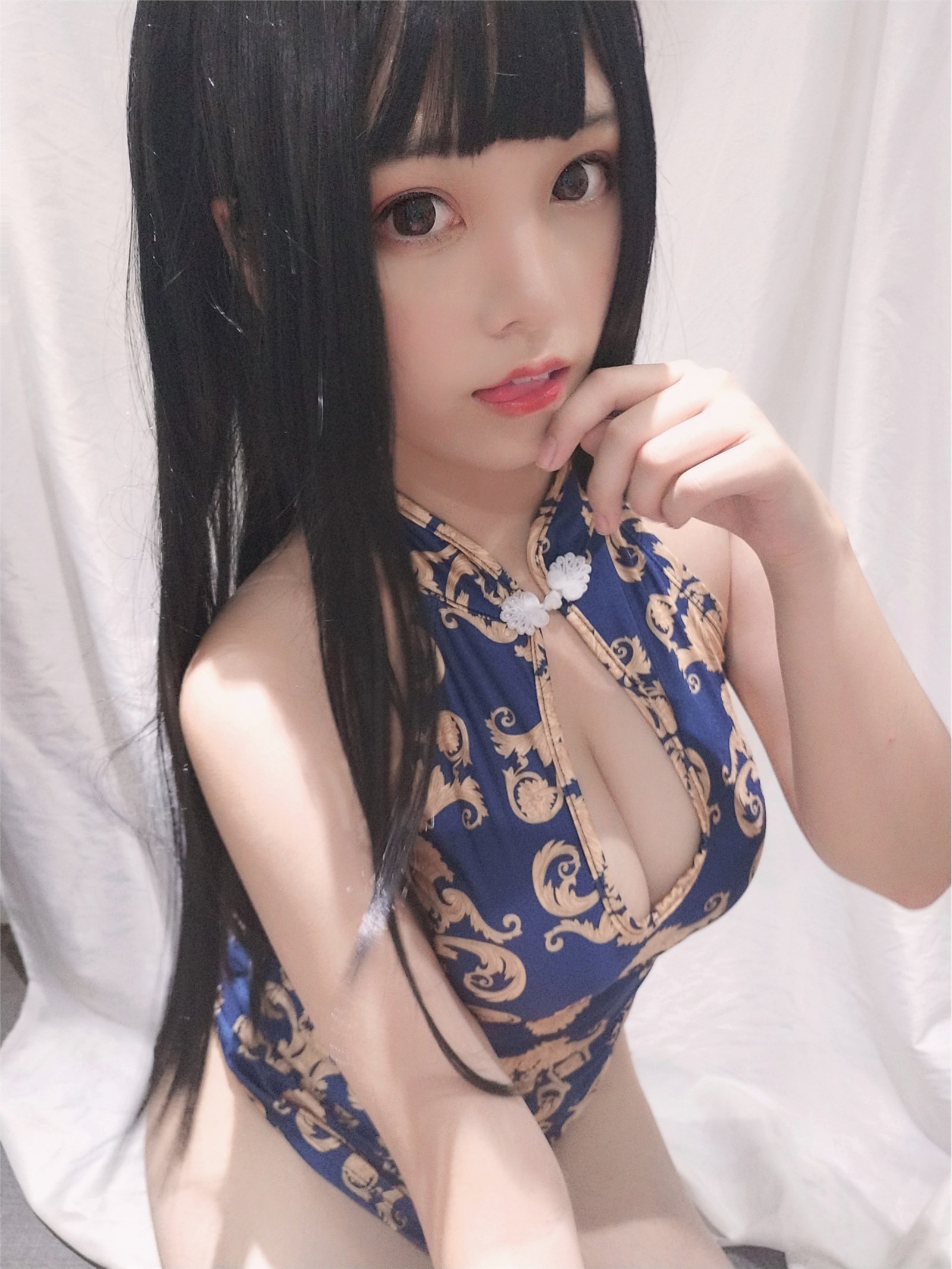 Honey cat Qiu Vol.013 Qipao elder sister(3)