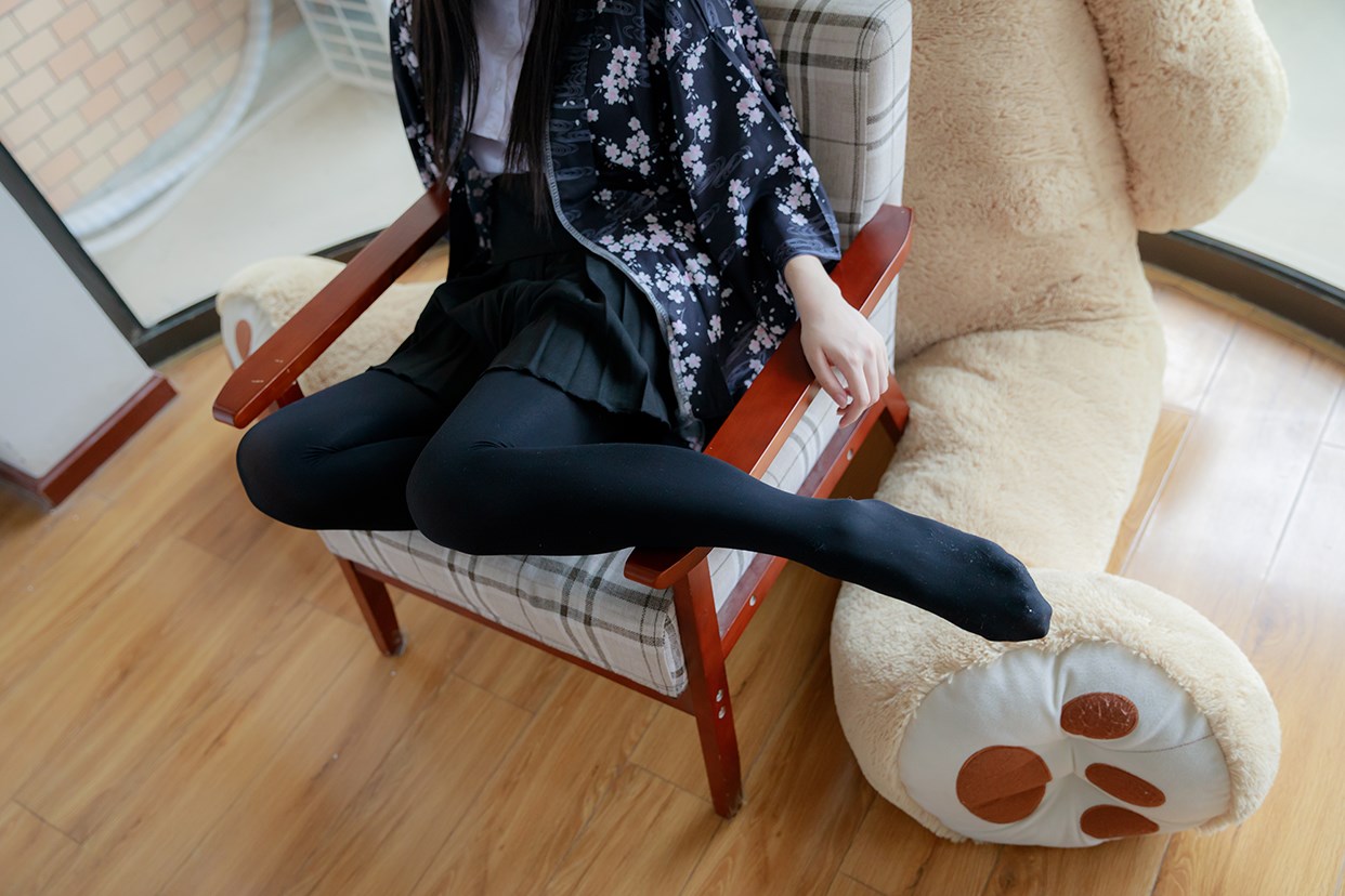 Rabbit playing with black silk girl on the picture chair(10)