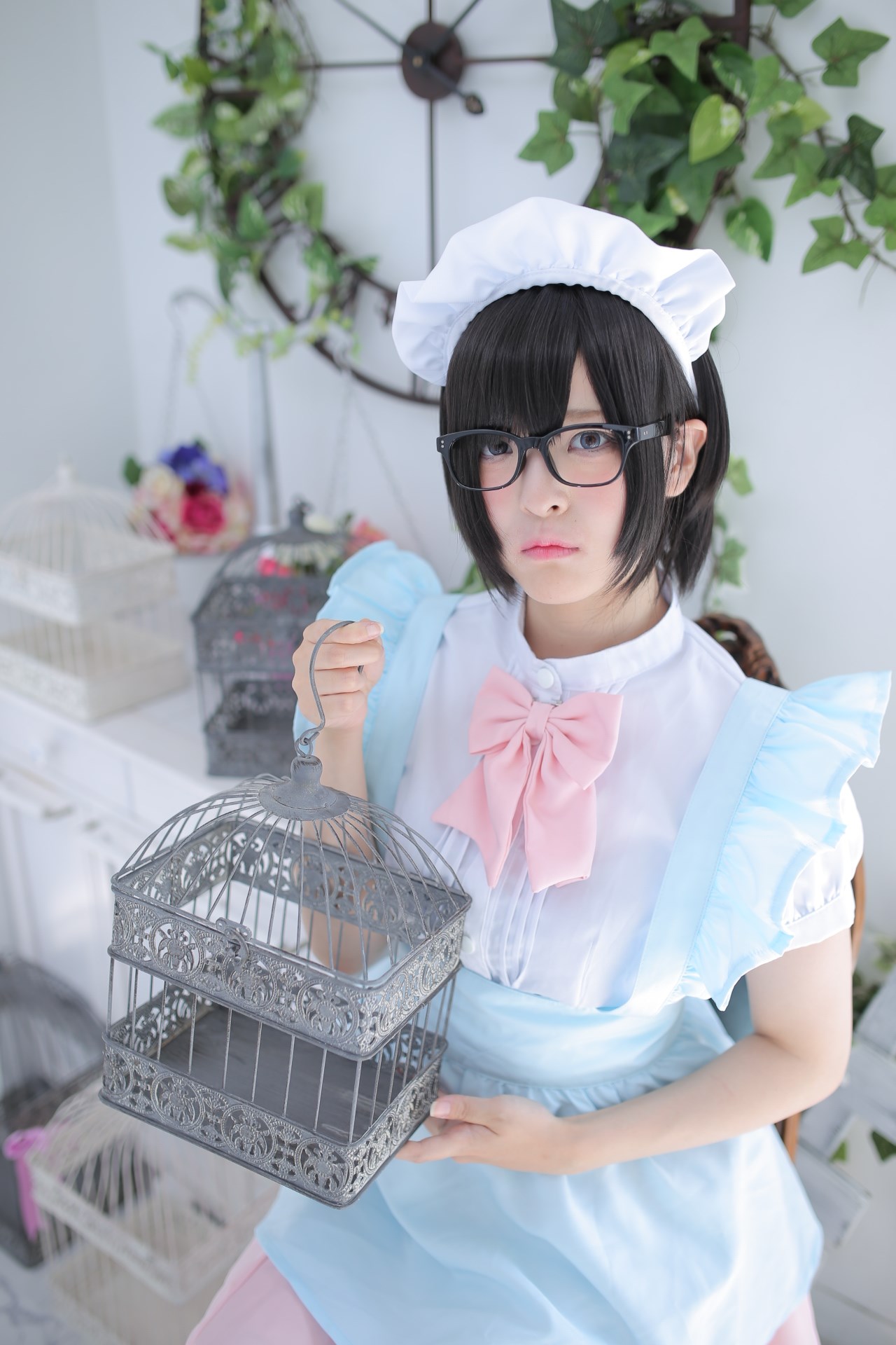 Rabbit playing with mirror glasses maid(11)