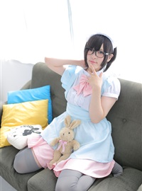 Rabbit playing with mirror glasses maid(128)
