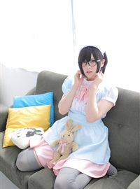 Rabbit playing with mirror glasses maid(129)