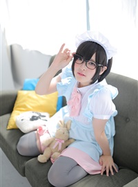 Rabbit playing with mirror glasses maid(136)