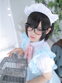 Rabbit playing with mirror glasses maid(21)