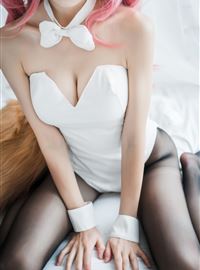兔子女孩扮相写真丝袜女郎 穿着暴露的性感女郎(17)