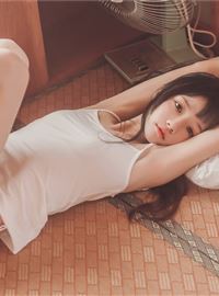 萝莉风COS 桜桃喵 – 小背心换水手服(19)