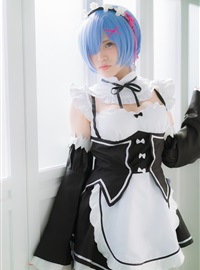 Cosplay(C95) 赤木荘 (赤木クロ) 戦うメイドの休日 (Reゼロから始める異世界生活)(66)