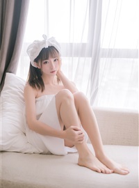 绮太郎 Kitaro   纯白浴巾(7)